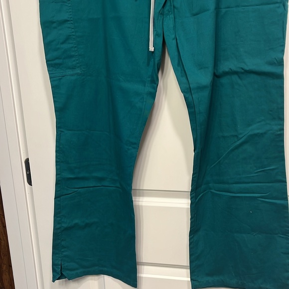 Scrub pants - Picture 2 of 4